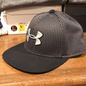 Under Armour youth hat